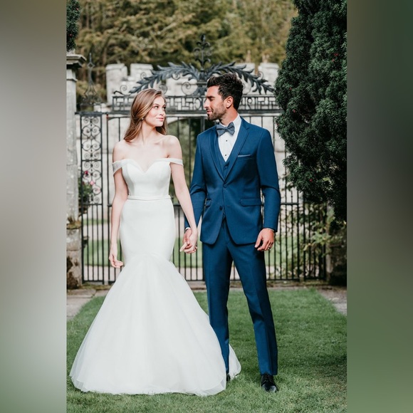 Allure Bridals 18-9719 - Picture 9 of 9